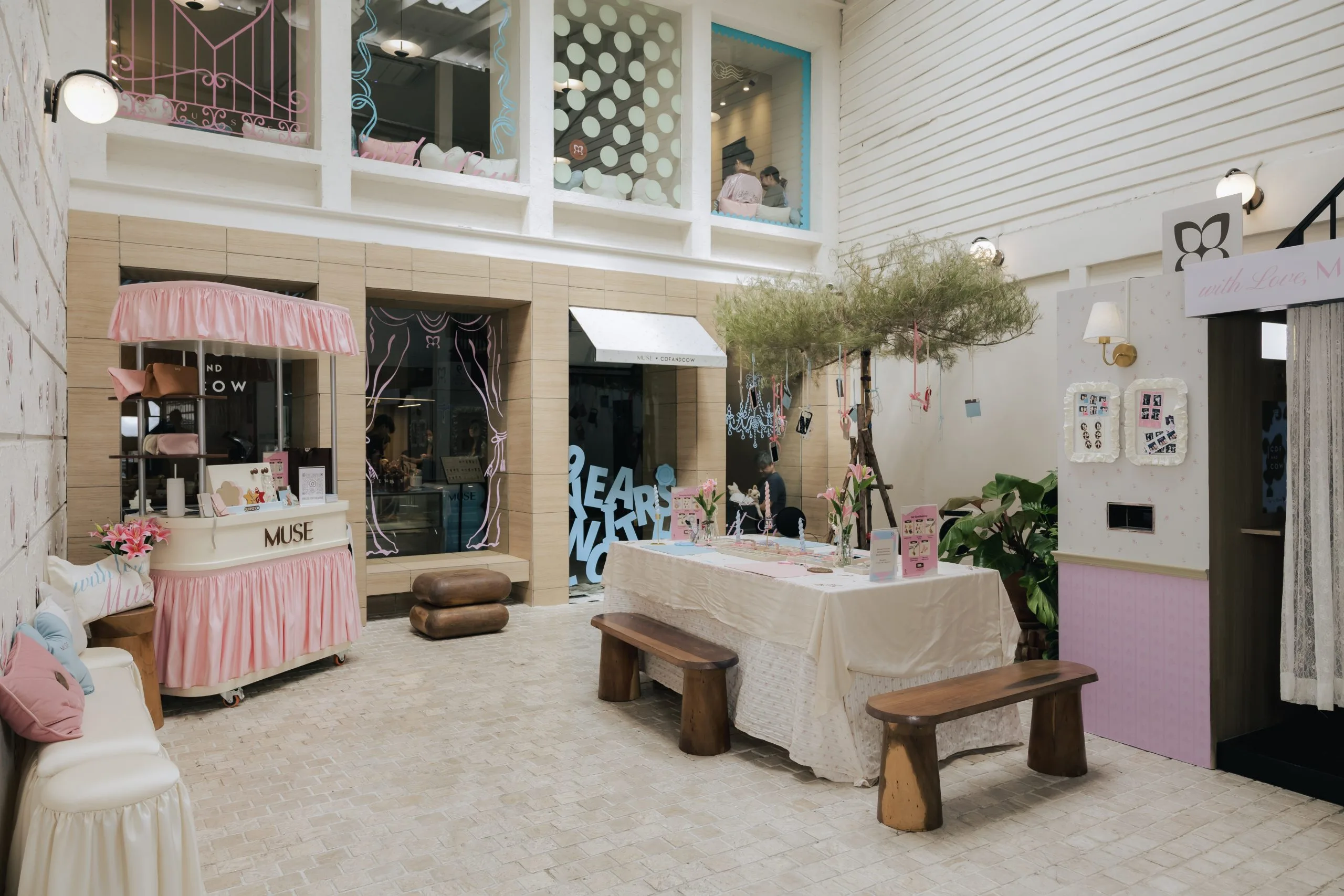 ร้านค้าปลีกฉลองใหญ่ เมื่อวันครบรอบกลายเป็นประสบการณ์ Pop-Up สุดอิน