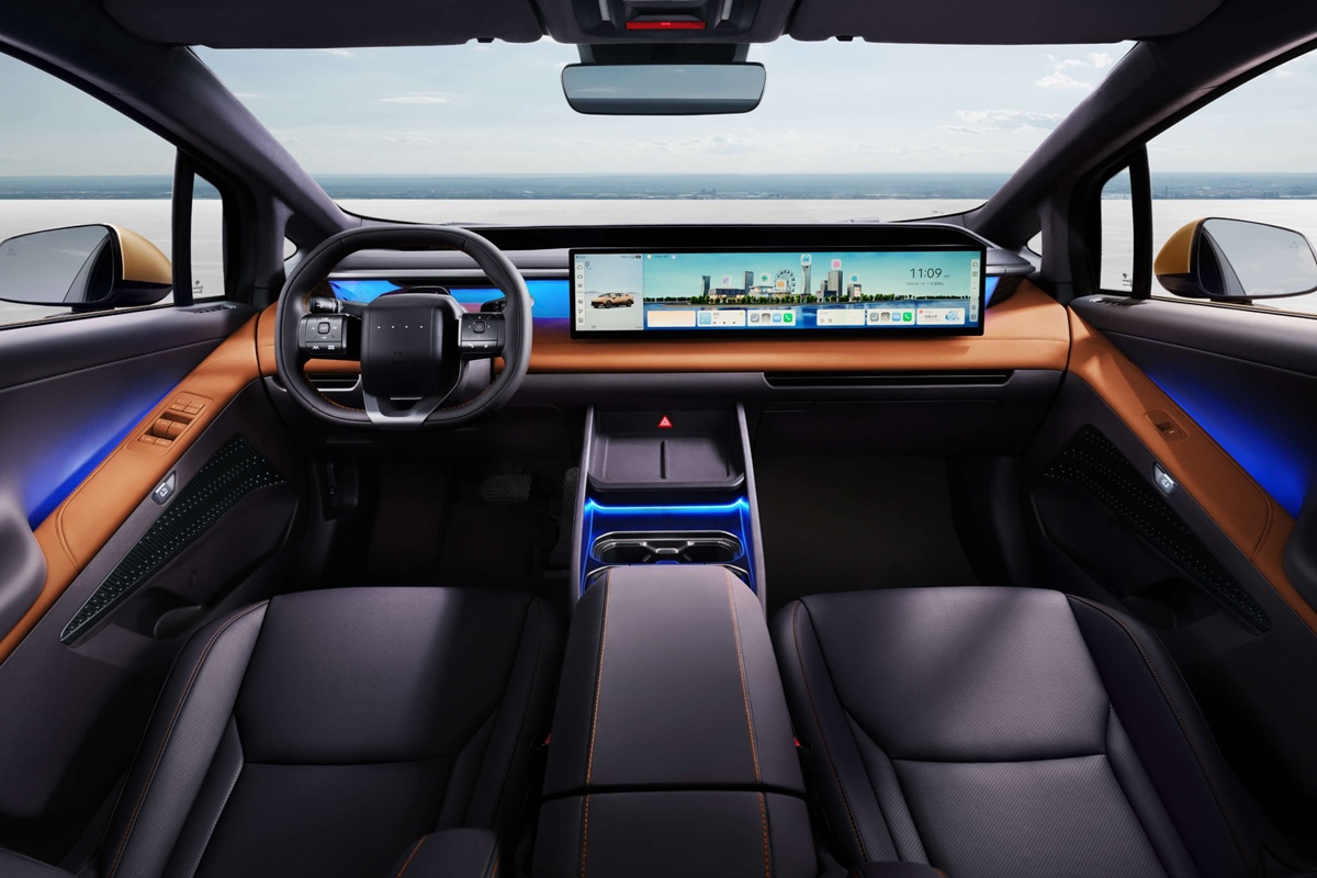 Ioniq V ซีดานไฟฟ้า 800V ชาร์จไว วิ่งไกล 650 กม.