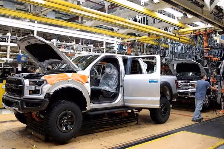 ชิ้นส่วนปลอม Ford เขย่าห่วงโซ่อุปทาน รถยนต์ ในอเมริกาเหนือ