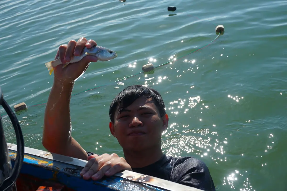 ดาวเทียม AI ประมง พลิกชีวิตชาวเรือเล็กให้จับปลาอย่างยั่งยืน
