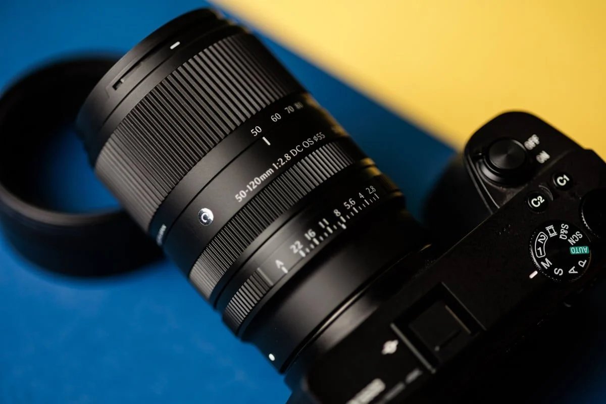 เจาะลึก Sigma 50-120mm f/2.8 DC OS Contemporary เลนส์ซูมเร็ว APS-C ก่อนเปิดตัว