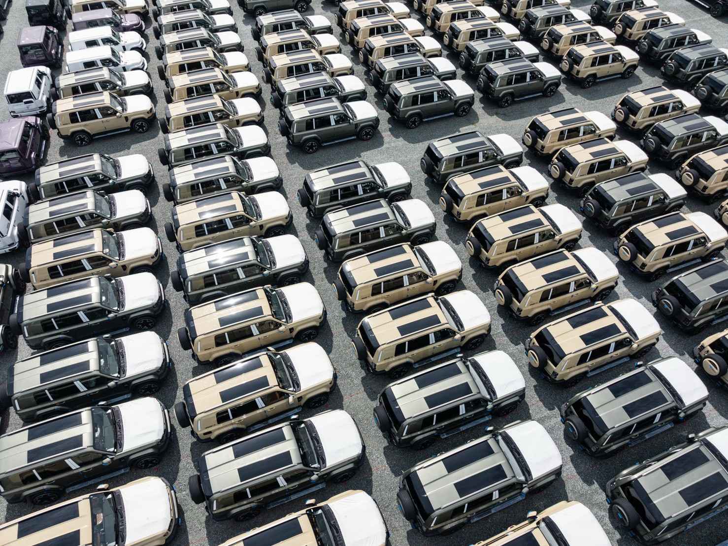 REEV SUV ราคา 999,900 บาท เขย่าตลาดไฮบริดด้วย iCAUR V27 REEV