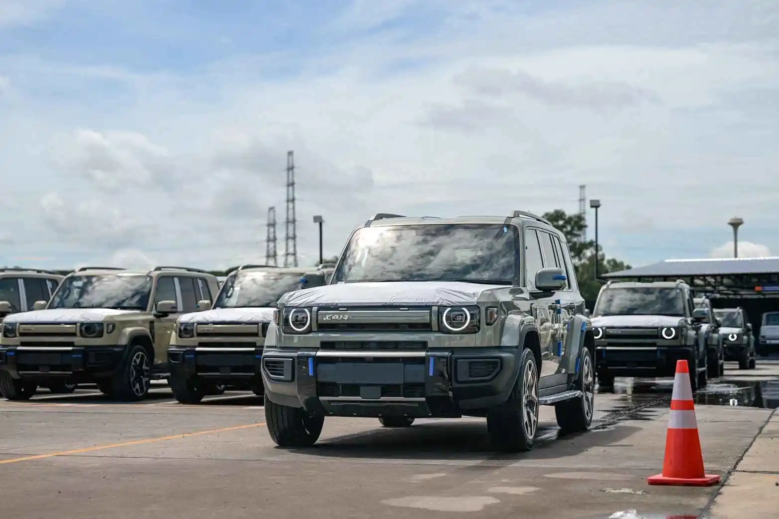 iCAUR V27 REEV SUV ราคาไม่ถึงล้าน ชนตลาดไฮบริดและไฟฟ้าเต็มตัว