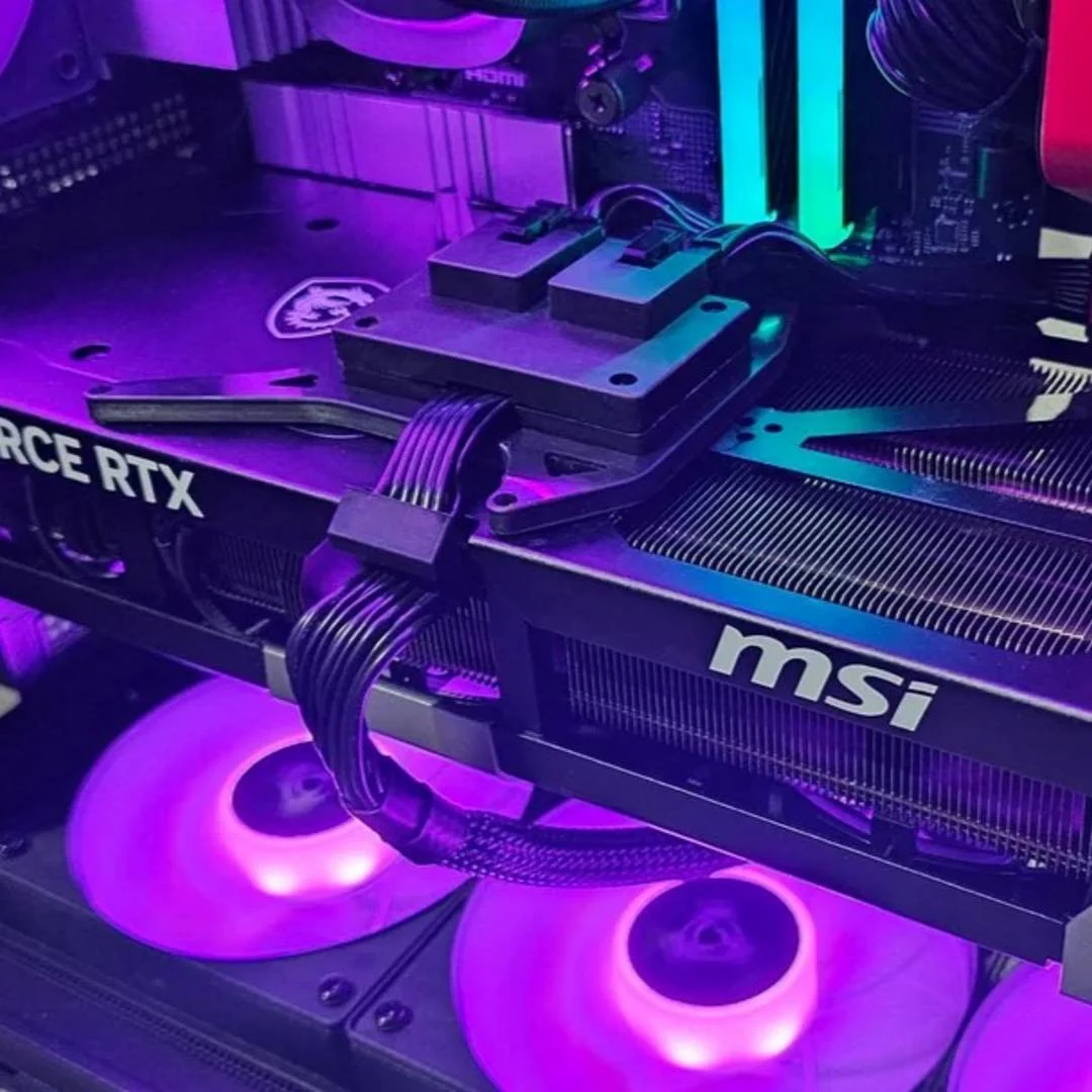 แก้ปัญหา RTX 5090 power connector ร้อนด้วย 8-pin เสริมคู่