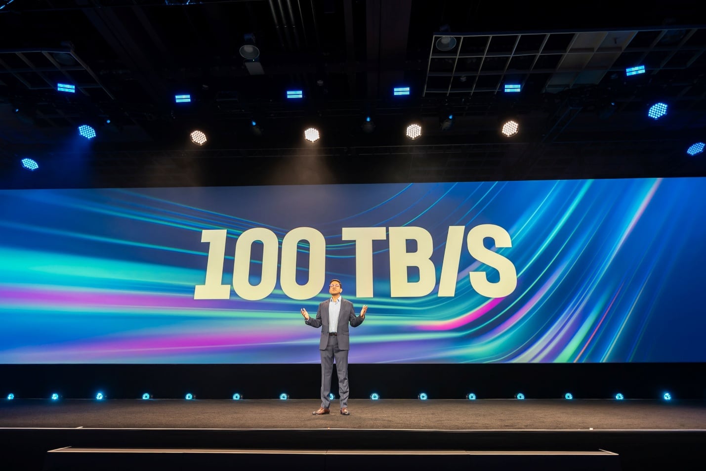 ความเร็ว 100TB ต่อวินาที กำลังเขียนเกมใหม่ให้โครงสร้างพื้นฐาน AI