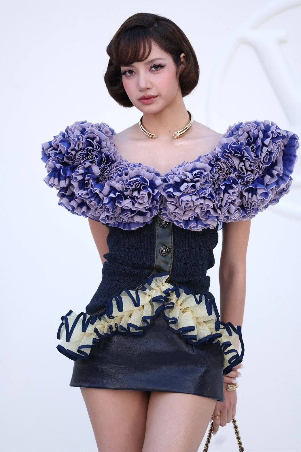 เมื่อปารีสกลายเป็นเวทีของป๊อปสตาร์และแบรนด์หรู