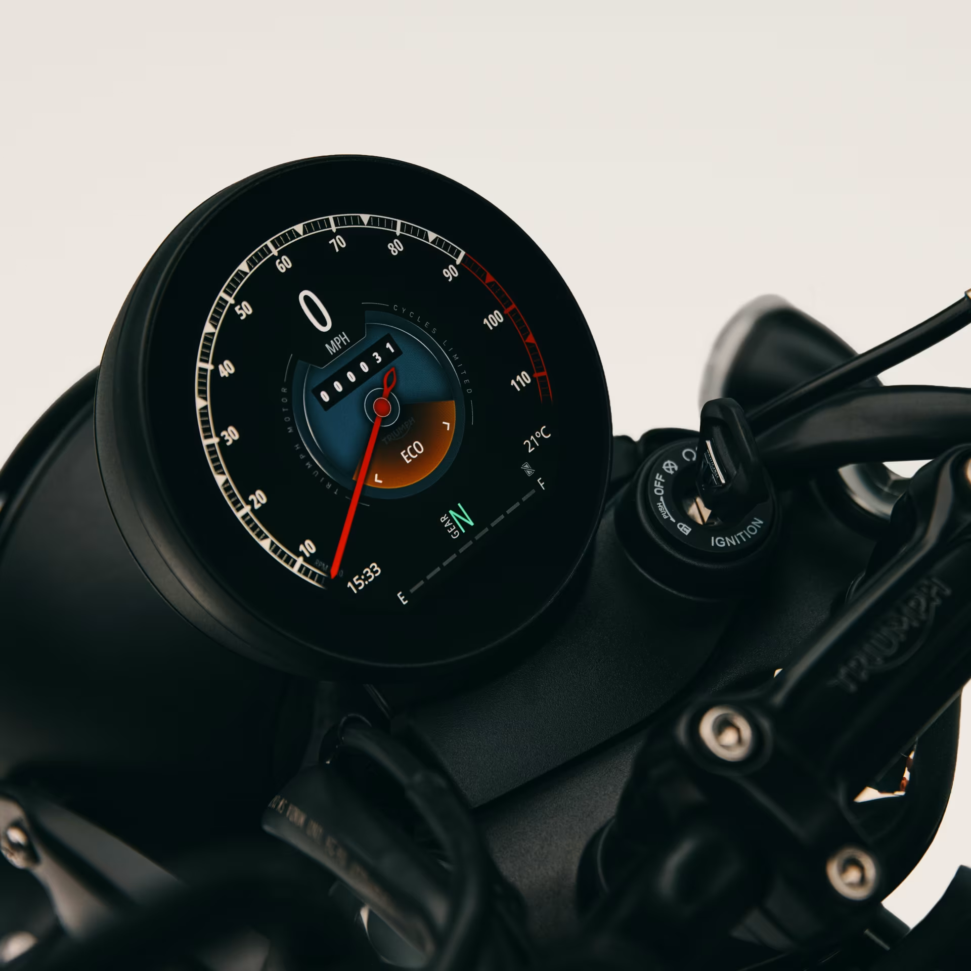 Triumph Bonneville T40 คลาสสิก 400cc ที่ทำให้ตำนานจับต้องได้