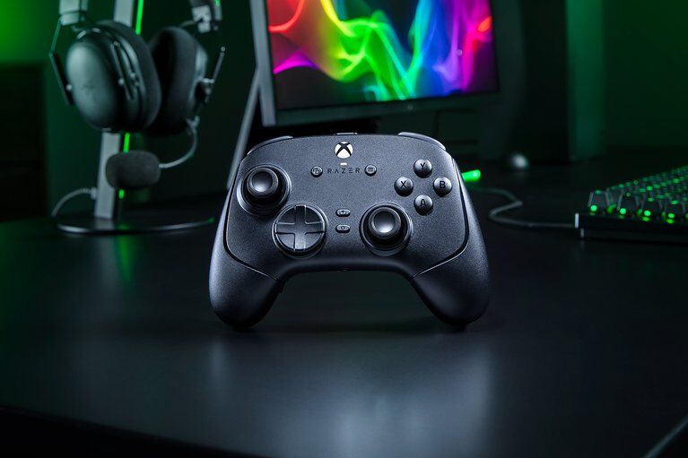 Razer Wolverine V4 Pro ยกระดับคอนโทรลเลอร์ Xbox ด้วยดีไซน์โมดูลาร์และการปรับแต่งระดับอีสปอร์ต