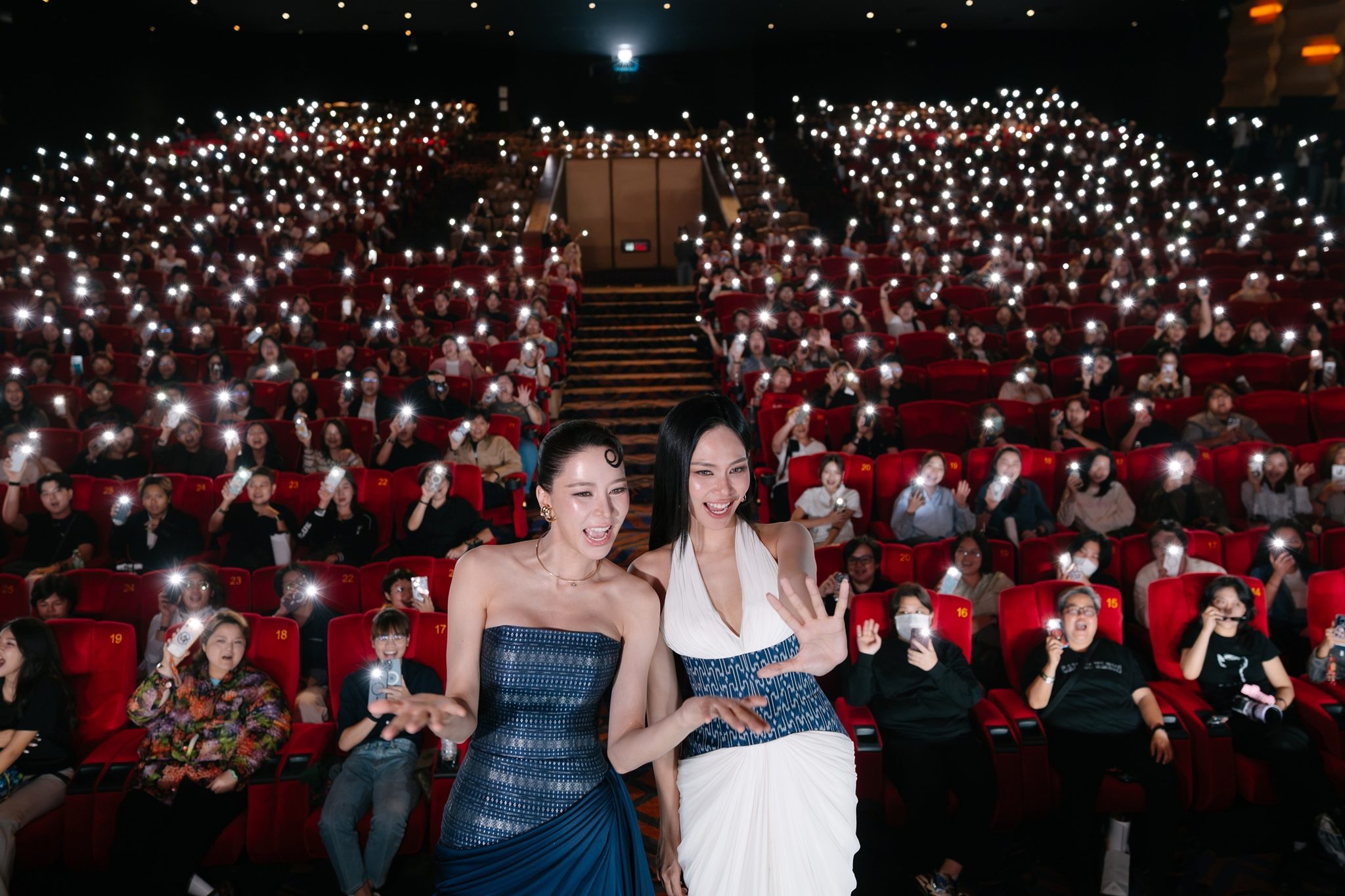ปุยนุ่น-บิ๊นท์ เสิร์ฟบัวสวรรค์ร้อนแรง ข่มขลัง EP.5 ทำโรงหนังกรี๊ดแทบแตก