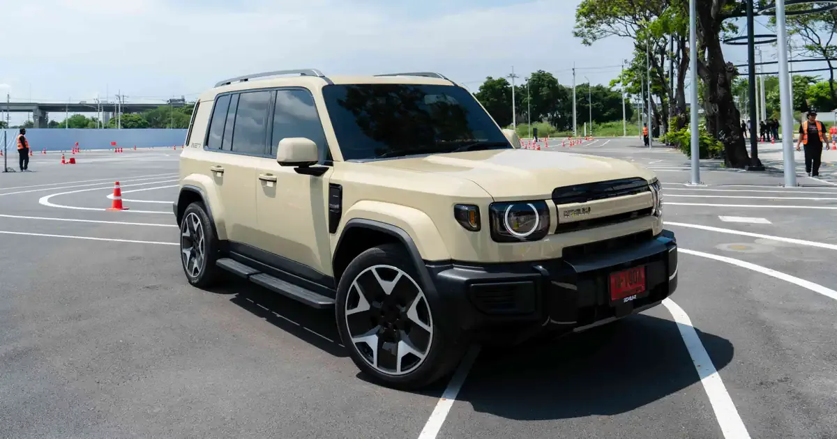D-SUV ไฮบริดไฟฟ้า iCAUR V27 REEV ระยะวิ่ง 1,000 กม. ใต้ล้านที่คุ้มสุด