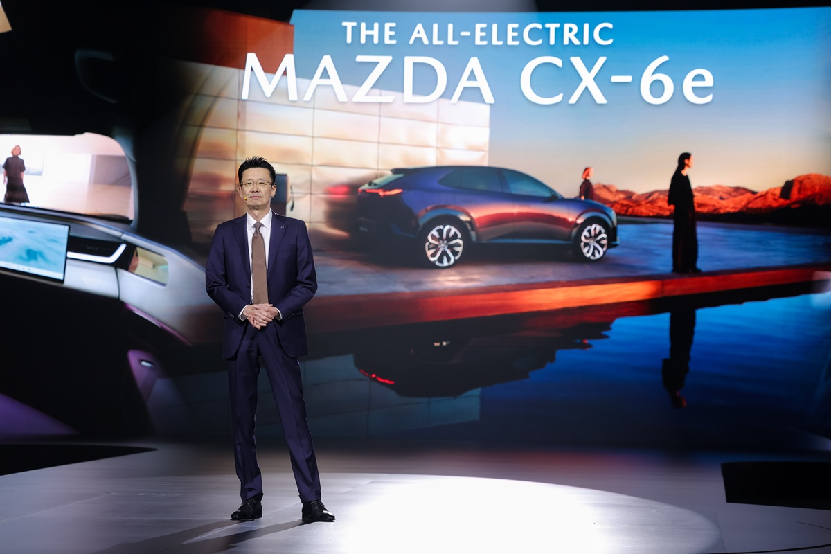 ทำไม Mazda CX-6e จึงโดดเด่นจนคว้ารางวัลรถไฟฟ้าแห่งปี