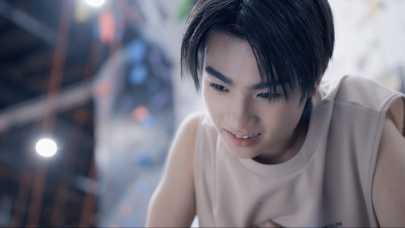 อีกาสมาคม: บาร์ลับดราม่าที่แปลง Ghosting ให้กลายเป็นบทเรียนหัวใจ