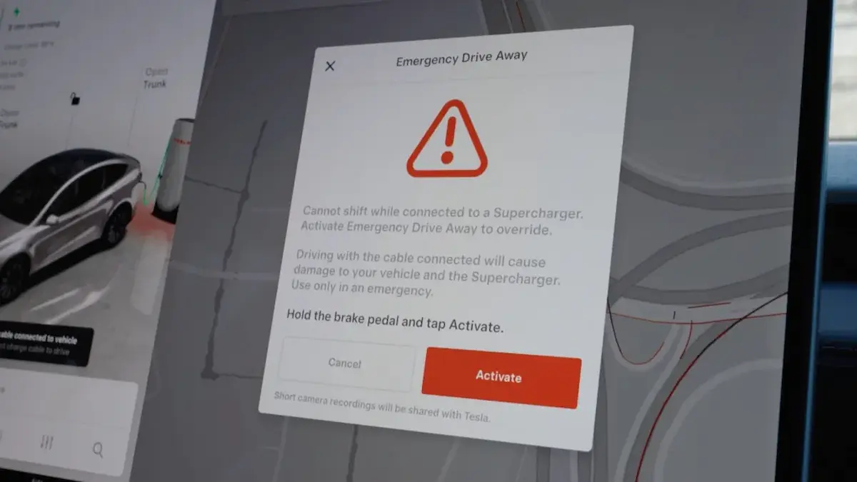 ฟีเจอร์ Emergency Drive Away ของเทสลา ทางหนีแท่นชาร์จในยามคับขัน