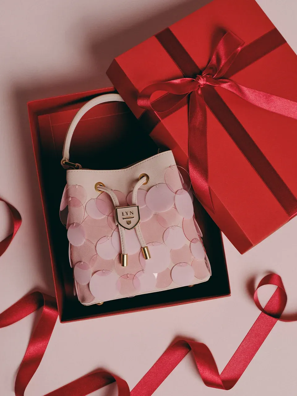 LYN Winter Collections เติมความสุขให้ทุกโมเมนต์ด้วย Wrapped In Joy และ Infinite Wonder