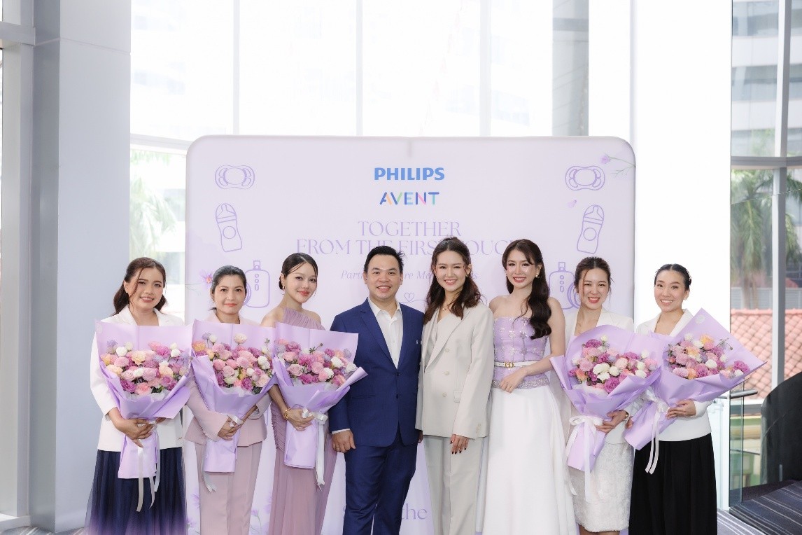 เครื่องปั๊มนมแฮนด์ฟรีรุ่นใหม่ เทคโนโลยีที่ปลดล็อกอิสระให้แม่ทำงาน
