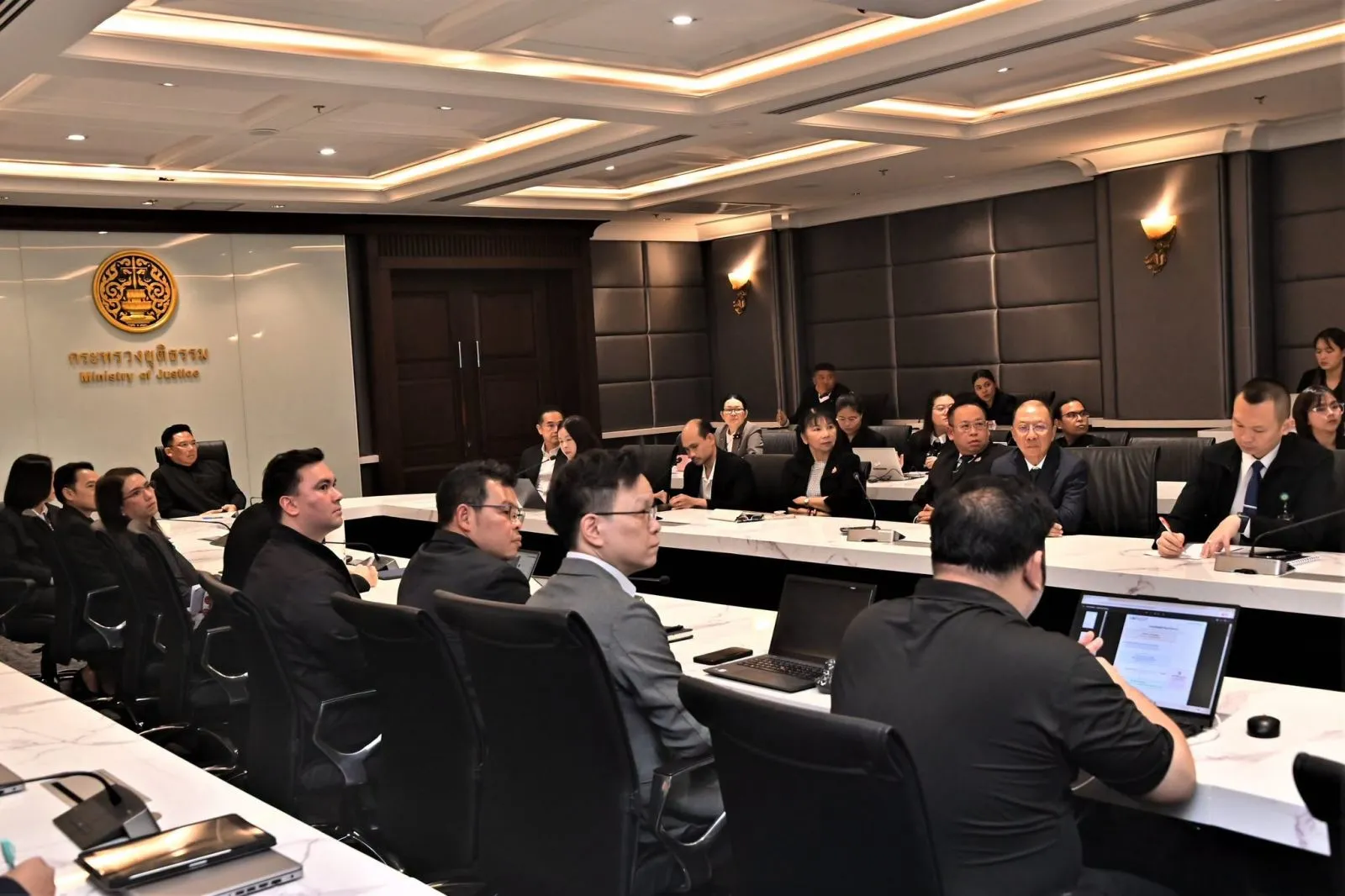 รัฐเดินเครื่อง AI กฎหมาย ยุติธรรม เปิดประตูข้อมูลให้ประชาชน