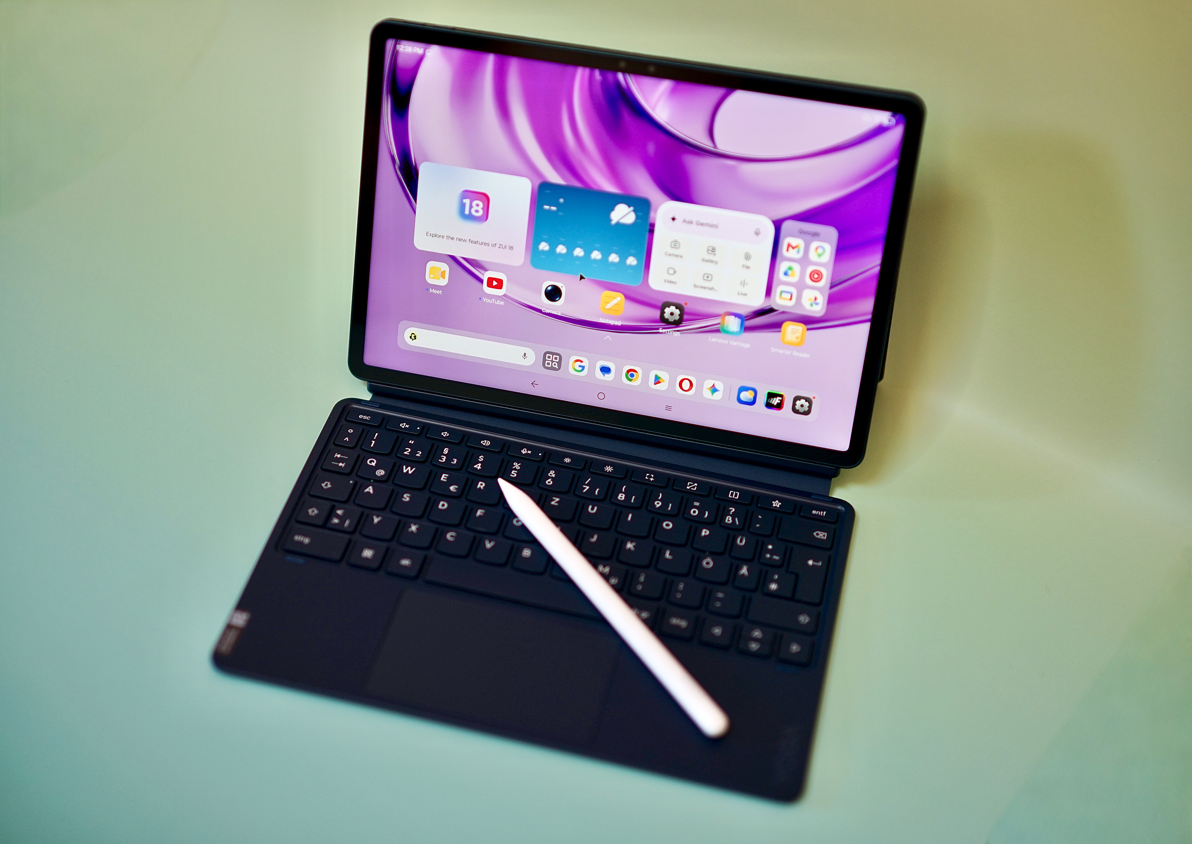 รีวิว Lenovo Yoga Tab Gen 2 แท็บเล็ตพรีเมียม AI ทางเลือกสายโปร