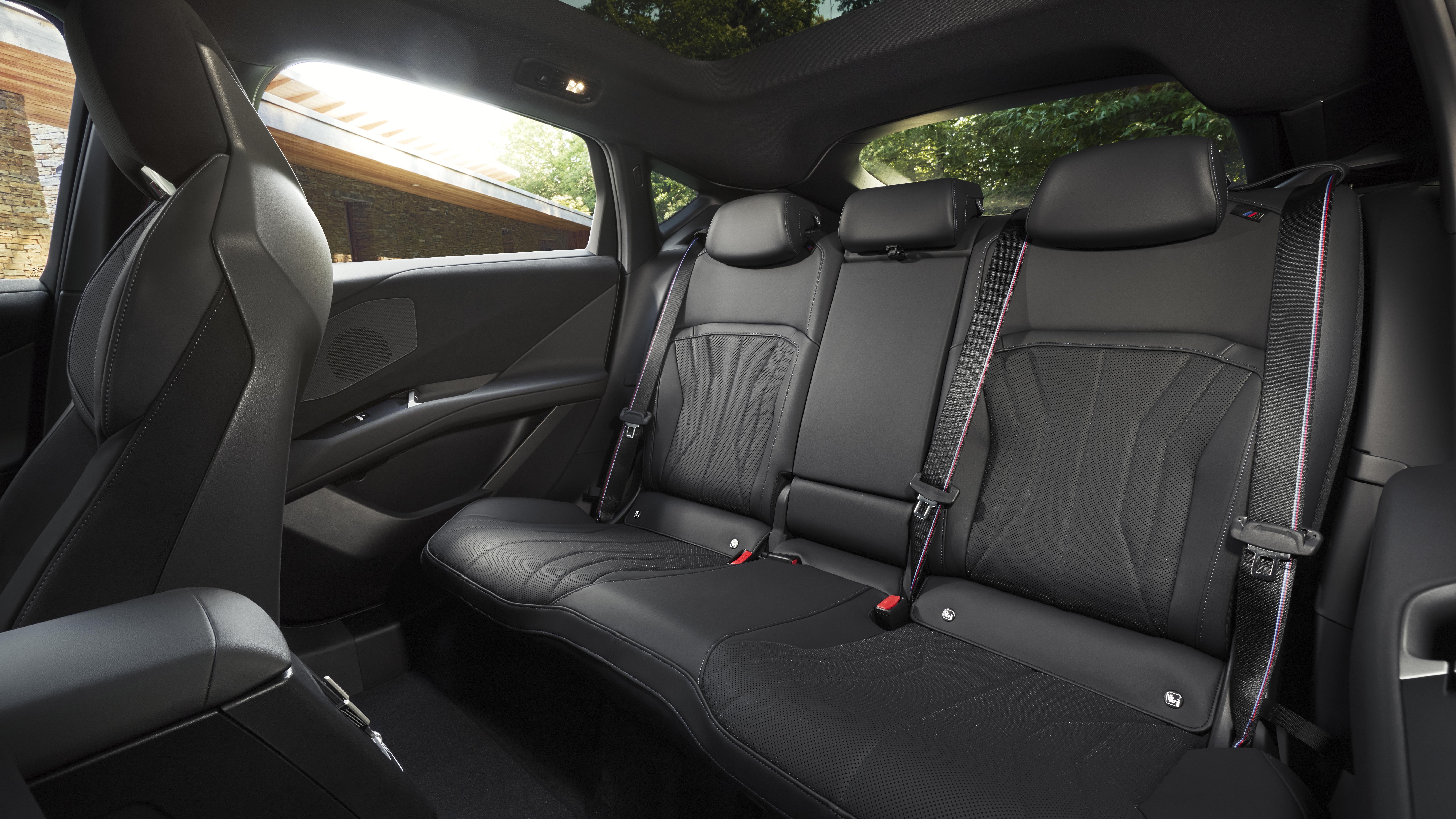 BMW iX4 Neue Klasse SUV Coupe ไฟฟ้า 800V ที่ตั้งใจมาชน Tesla Model Y