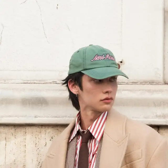 บิวตี้ครีเอเตอร์นั่งฟรอนต์โรว์ Vivienne Westwood ที่ Paris Fashion Week