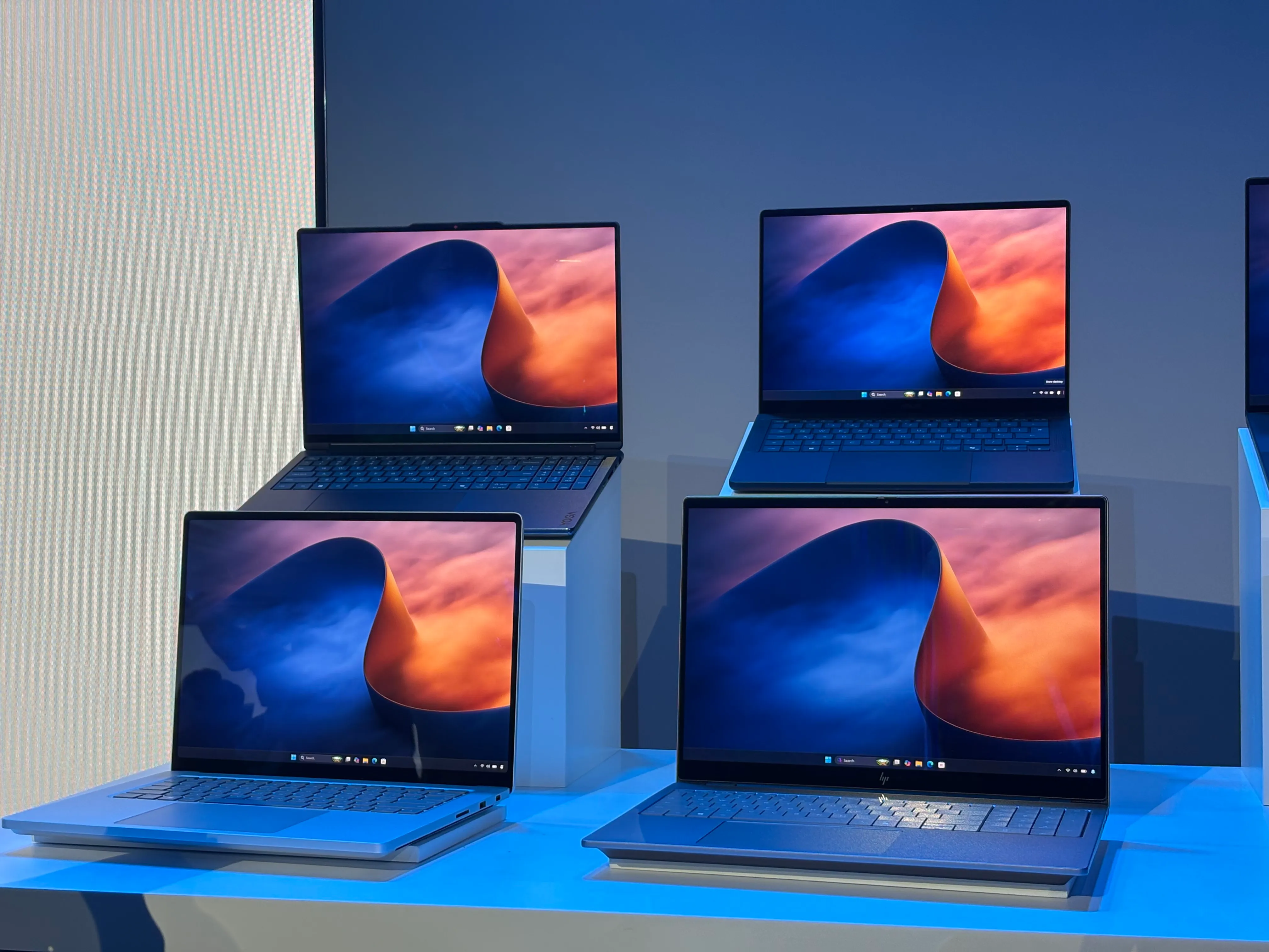 Surface Laptop Ultra โน้ตบุ๊ก Local AI ที่ตั้งใจท้าชน MacBook Pro