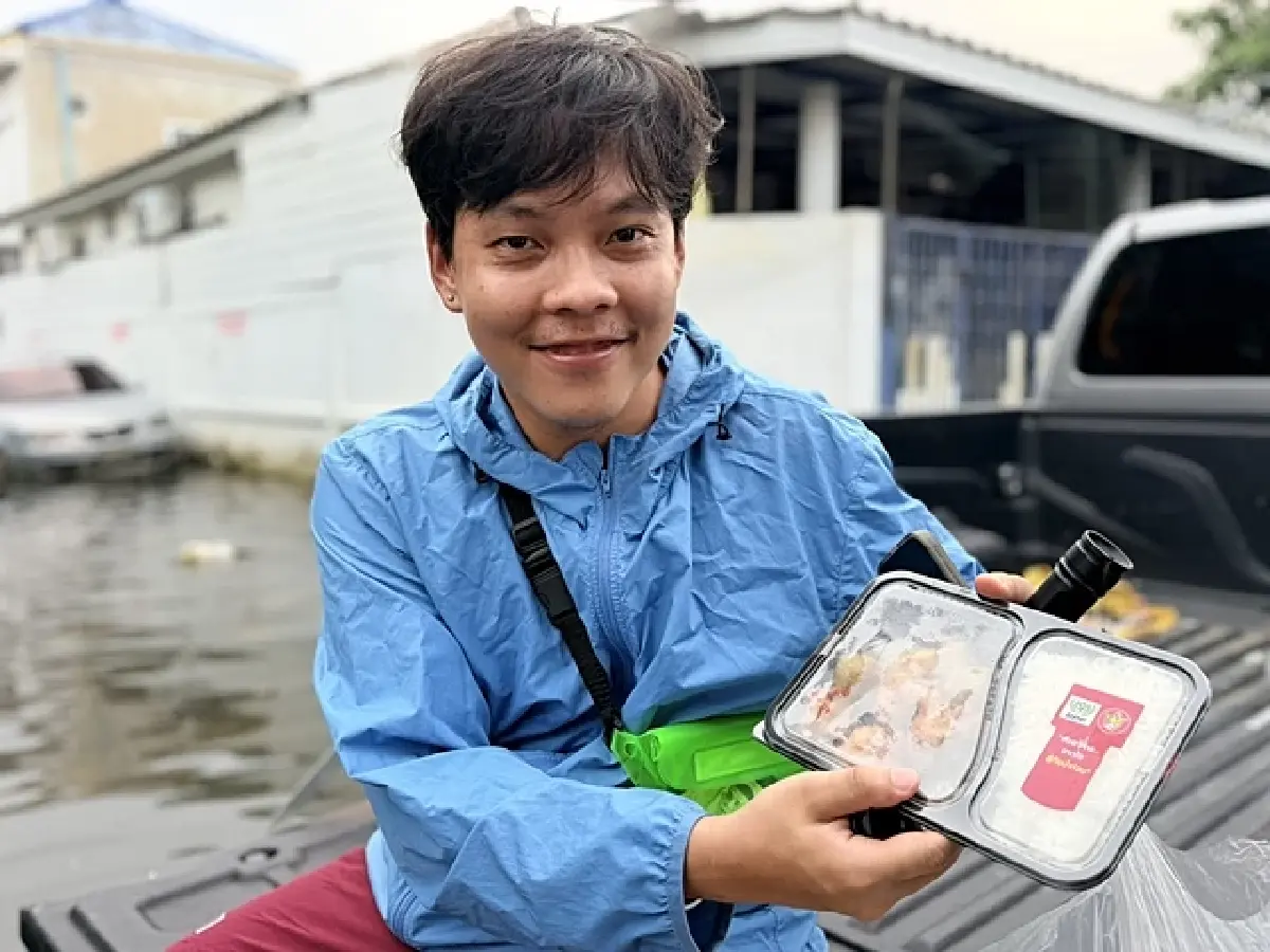 บริษัทยักษ์ใหญ่รวมพลังอาหารสัตว์เลี้ยงสาธารณูปการ รับมือวิกฤตน้ำท่วม