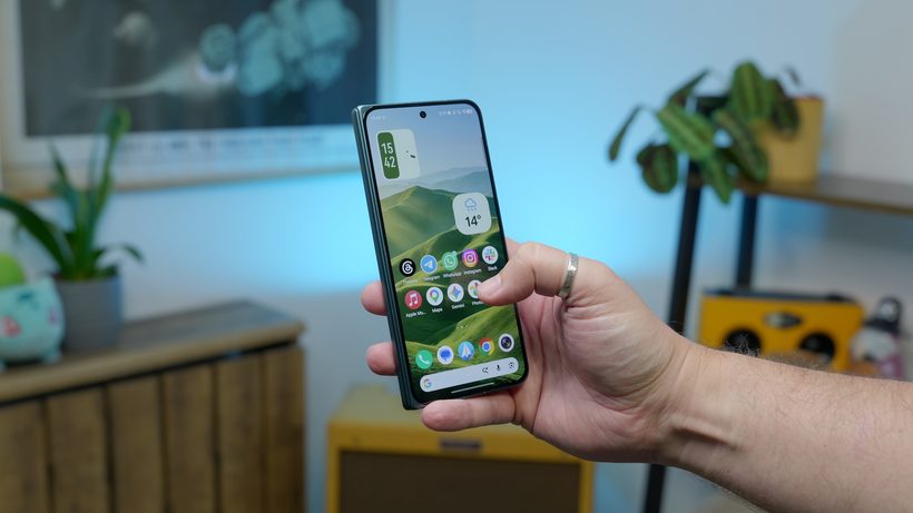 vivo X Fold 6 สมาร์ตโฟนจอพับแบต 7,000mAh กล้อง Zeiss ระดับโปร