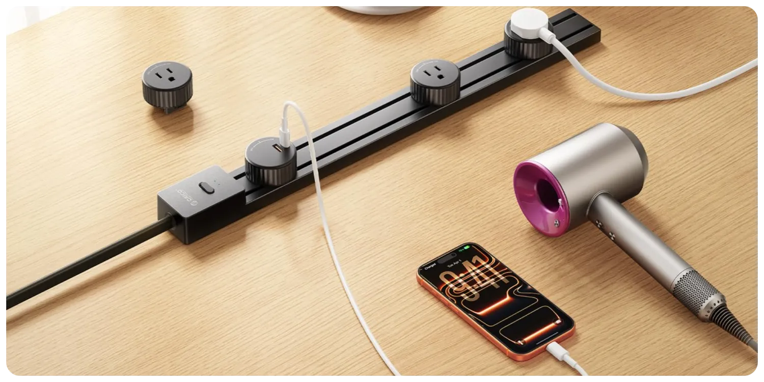 จัดโต๊ะทำงานราคาถูกให้ครบชุดด้วยแผ่นรองเมาส์ ปลั๊กราง USB-C และเก้าอี้ล้อเลื่อน