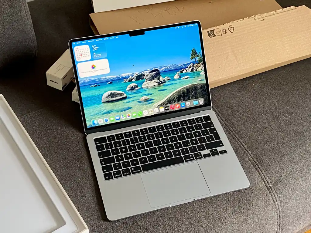 MacBook Pro จอสัมผัส OLED กำลังมา เขย่าวิธีใช้แมคสำหรับสายโปร