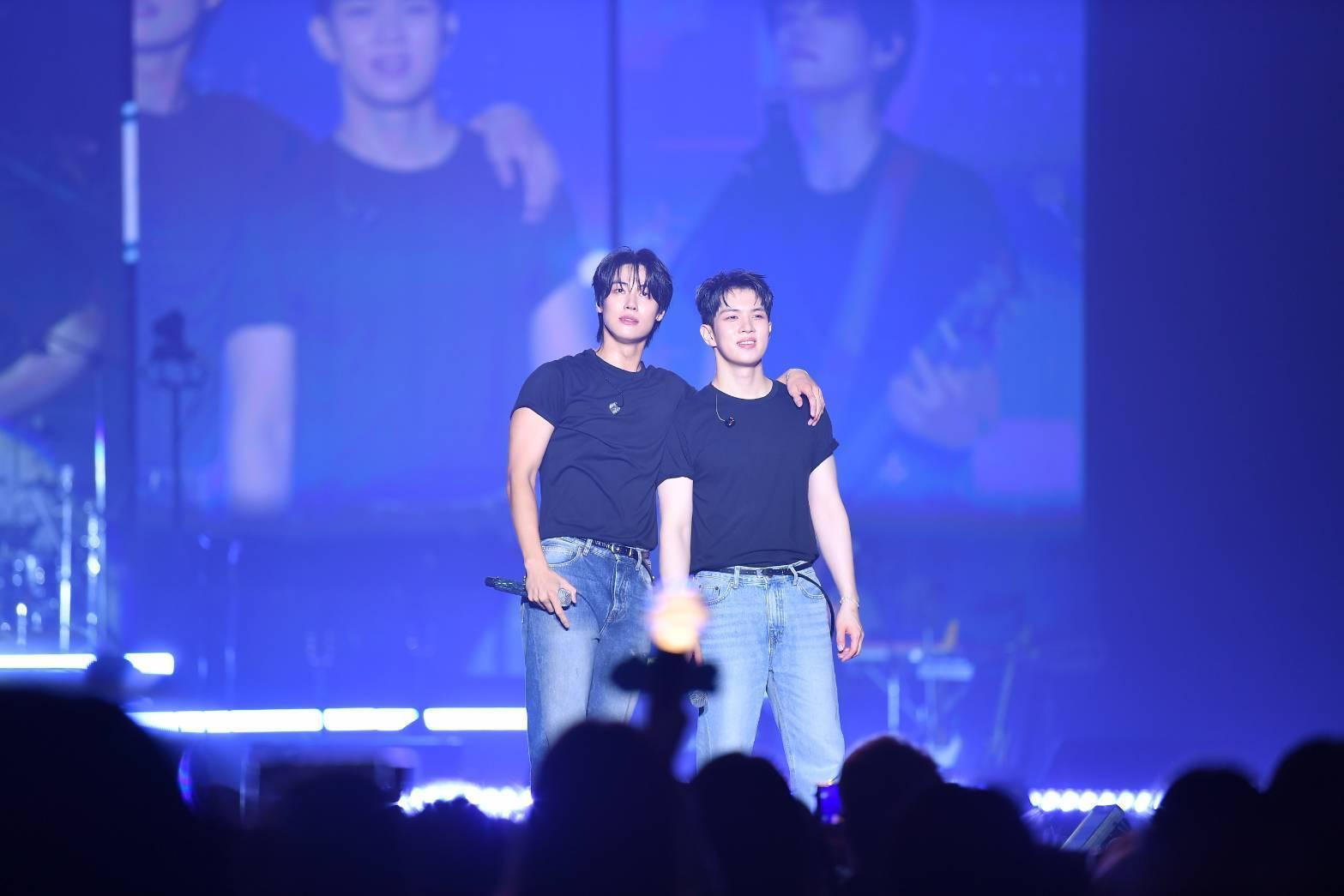 คอนเสิร์ต K-pop ไทยเดือด วงเกาหลีเร่งทัวร์เวิลด์สเกลอารีนา