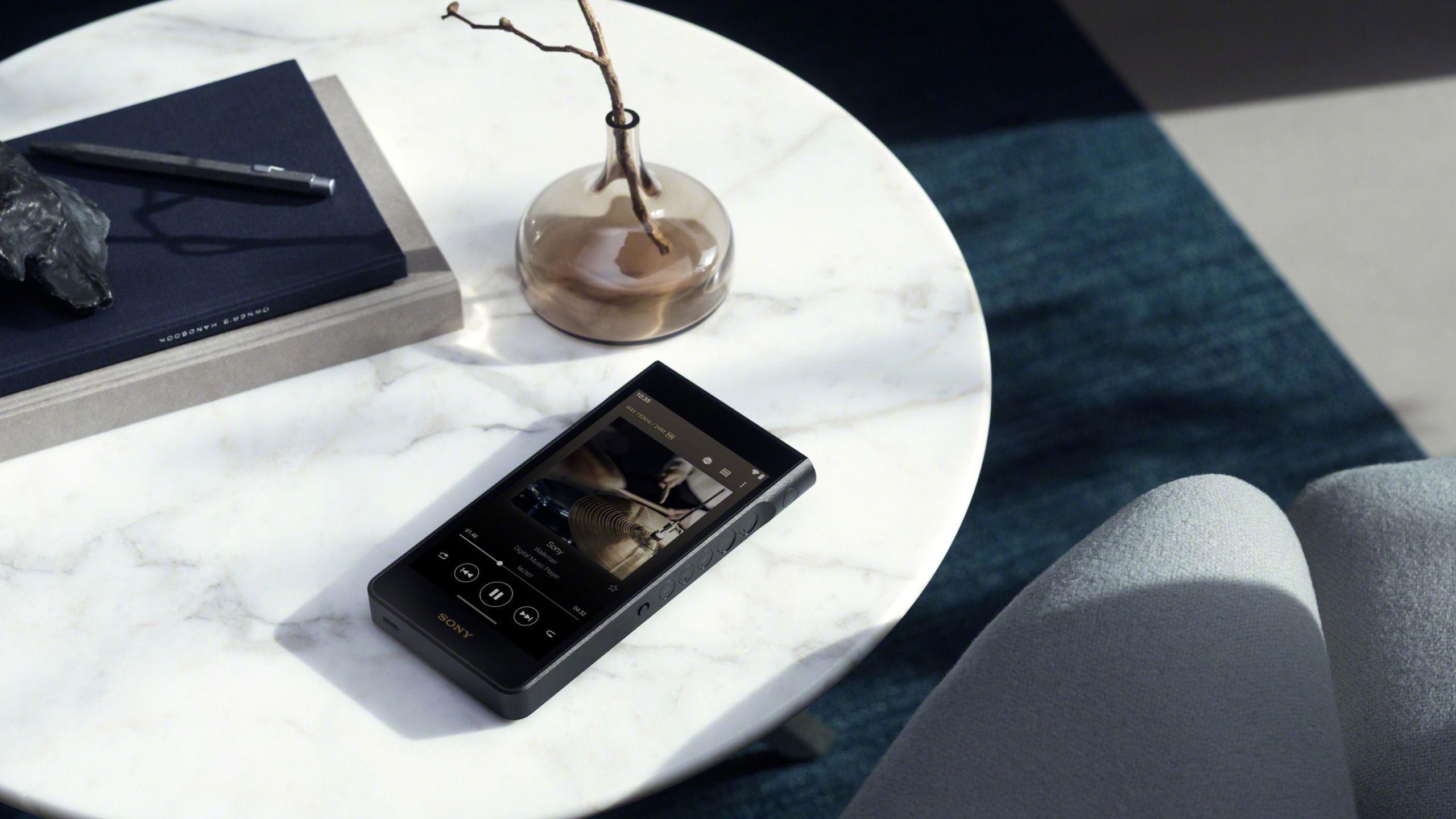 เมื่อ Walkman กลายเป็นงานศิลป์ เครื่องเล่นเพลงพกพา hi-res ระดับหรูมีไว้เพื่อใคร
