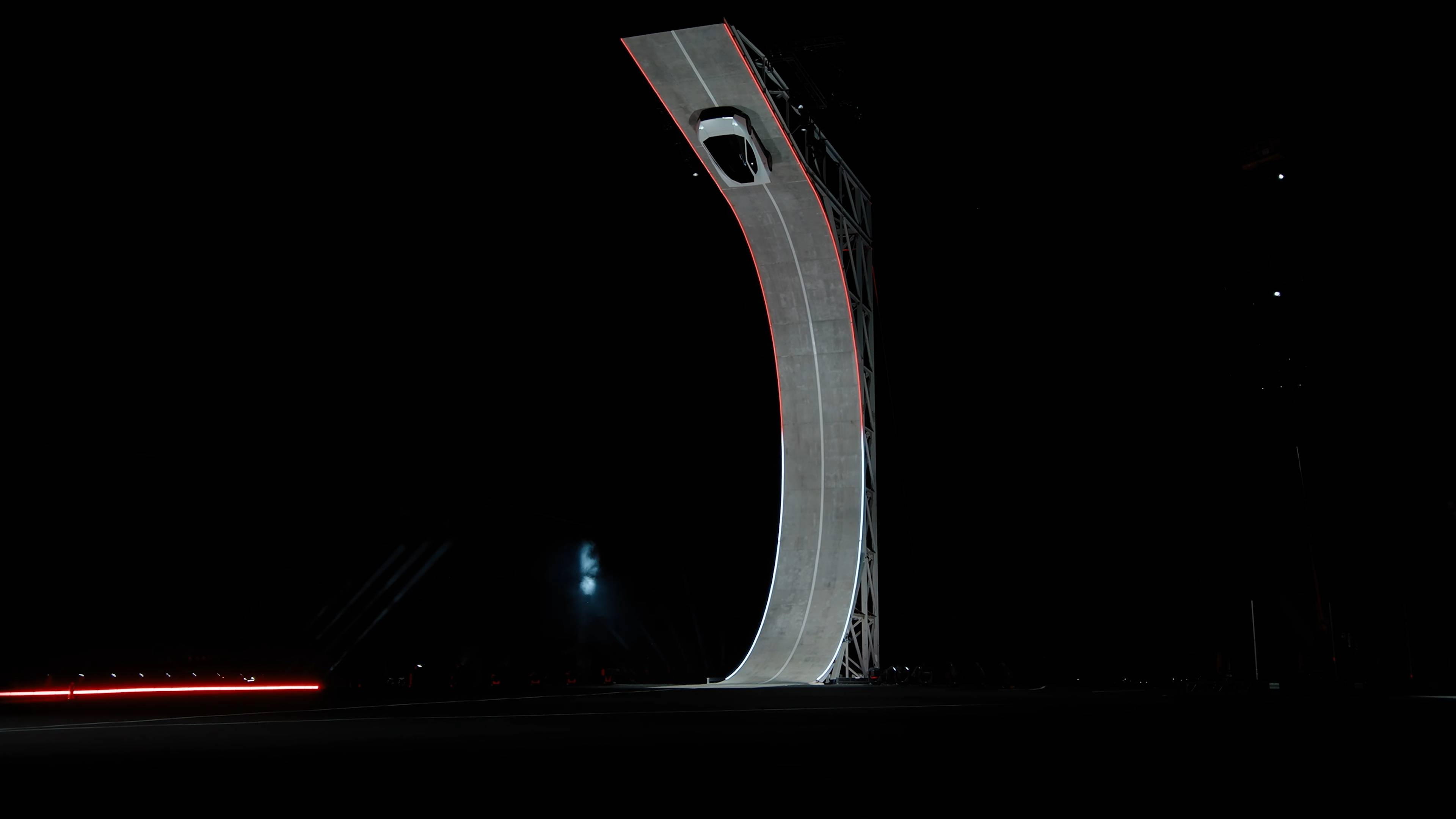 ปฏิวัติรถสปอร์ตบินได้ Tesla Roadster SpaceX กำลังเปลี่ยนเกมยานยนต์