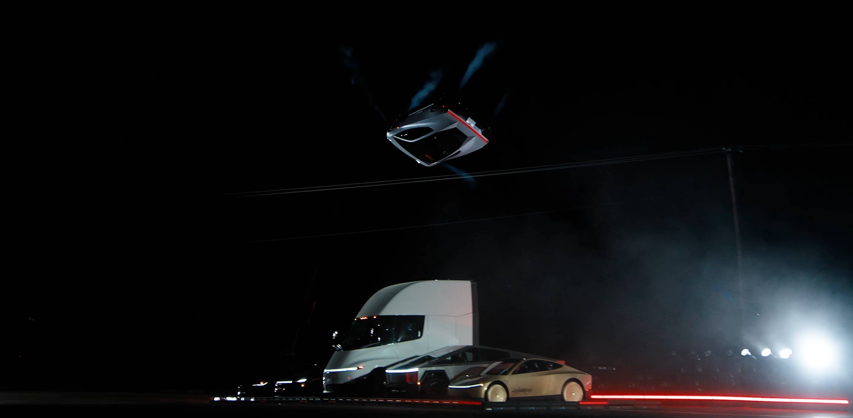 ปฏิวัติรถสปอร์ตบินได้ Tesla Roadster SpaceX กำลังเปลี่ยนเกมยานยนต์