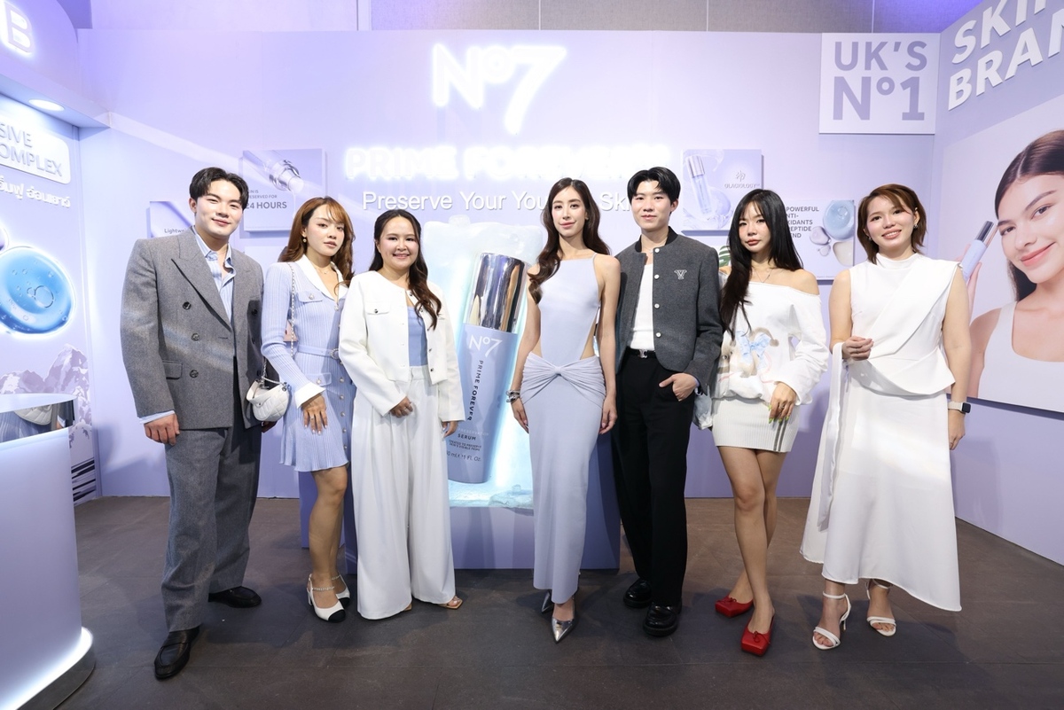 เซเลบริตี้วัย 30+ ยังคงรักษาผิวสดใส: รูทีนเฉพาะตัว หัตถการ และไลฟ์สไตล์ต้านวัย