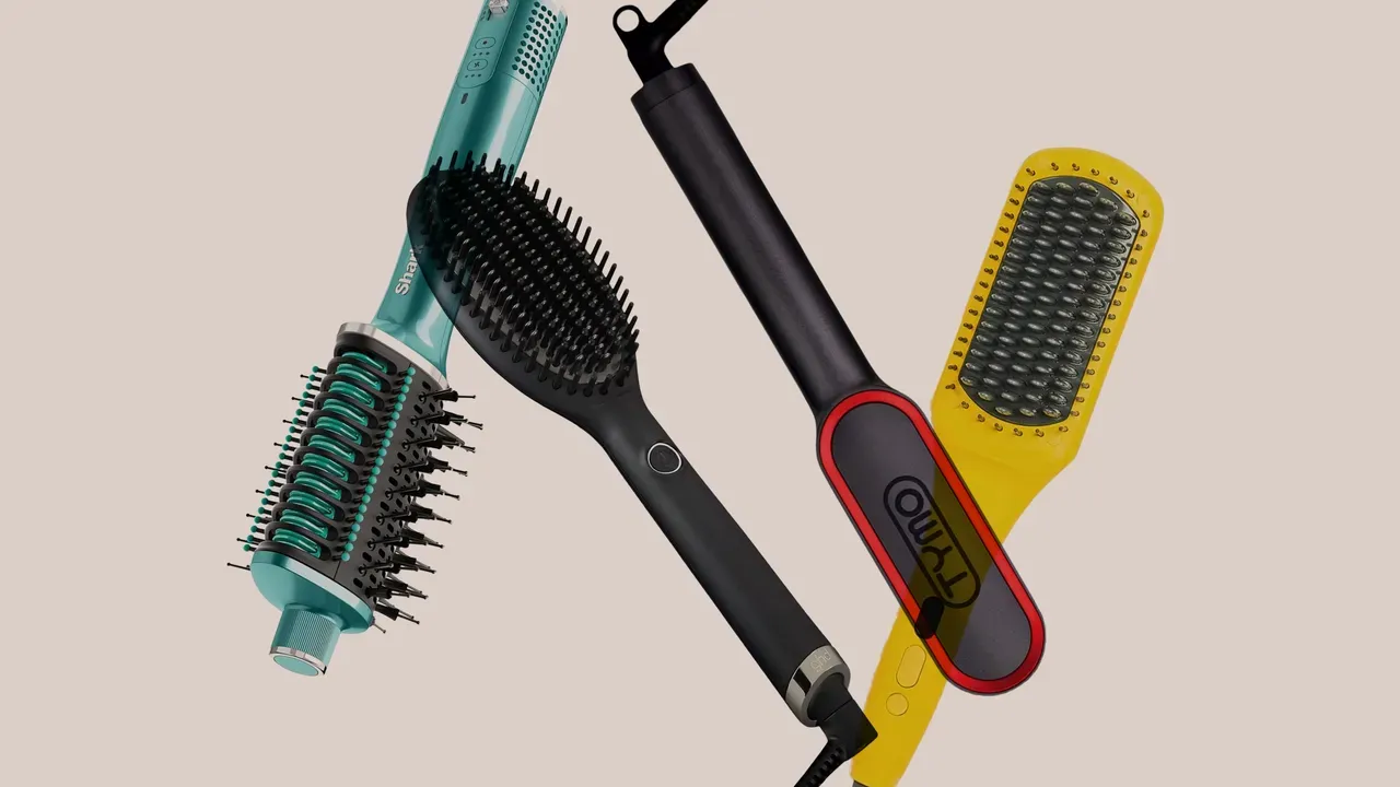 เครื่องหนีบผม vs แปรงหนีบผม เลือกอะไรให้ได้ลุค salon แบบประหยัด