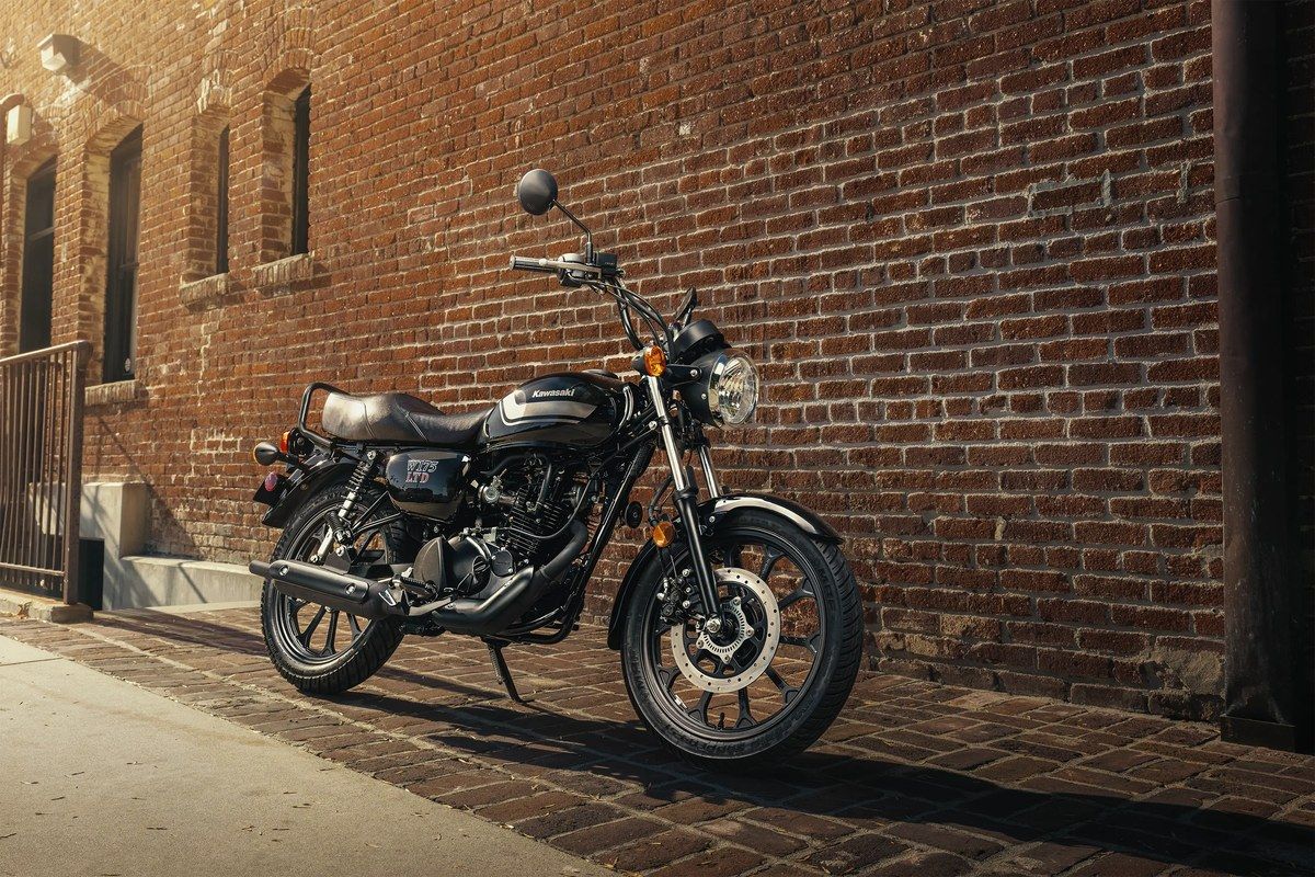 Kawasaki ดันไลน์เรโทรและแอดเวนเจอร์ด้วย W175 LTD และ KLR650 DF