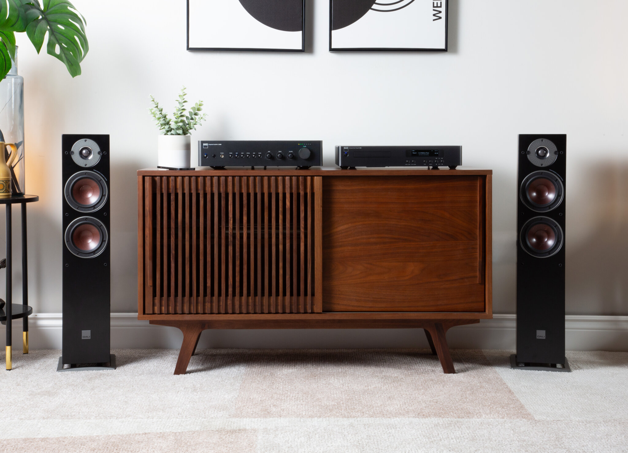 Classic Series Hi-Fi กองซ้อนเดียวที่รวมสตรีมมิงกับแผ่น CD