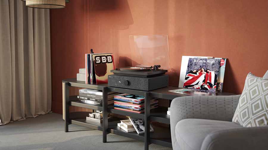 ลำโพงขับเคลื่อนไวนิล SpinBase ทำให้ระบบเล่นแผ่นเสียงกินพื้นที่น้อยลง