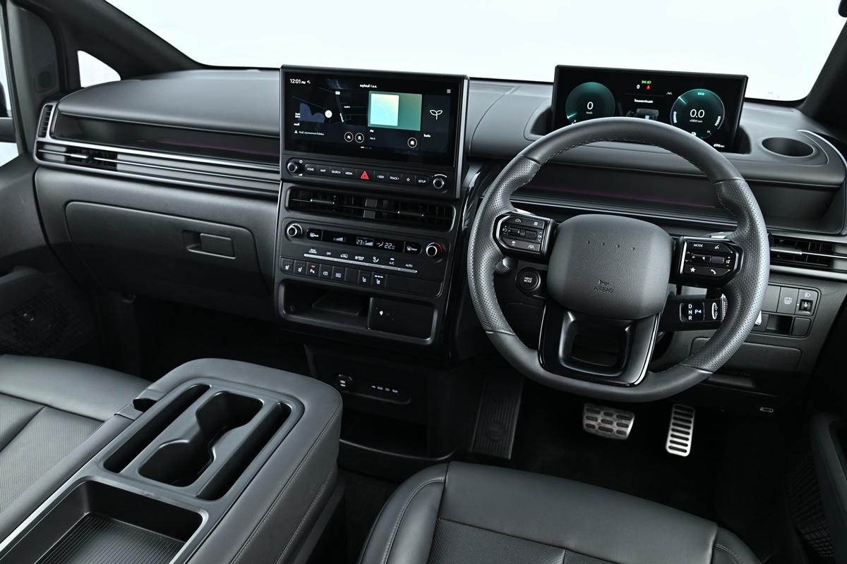 ทดสอบขับจริง Hyundai Staria Hybrid รถครอบครัว 11 ที่นั่งที่พร้อมแทนดีเซล