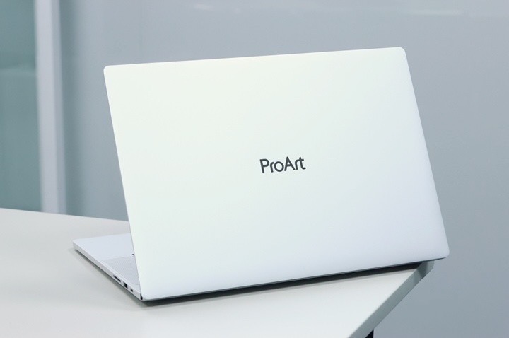 รีวิว ASUS ProArt P16 RTX Spark โน้ตบุ๊กสร้างสรรค์งาน 4K และ AI