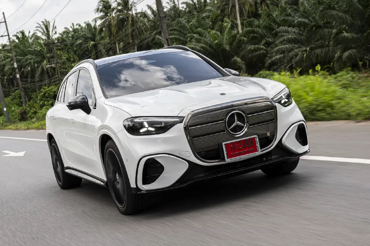 ศึกหรูสายไฟฟ้า Mercedes C-Class Electric vs GLC EV