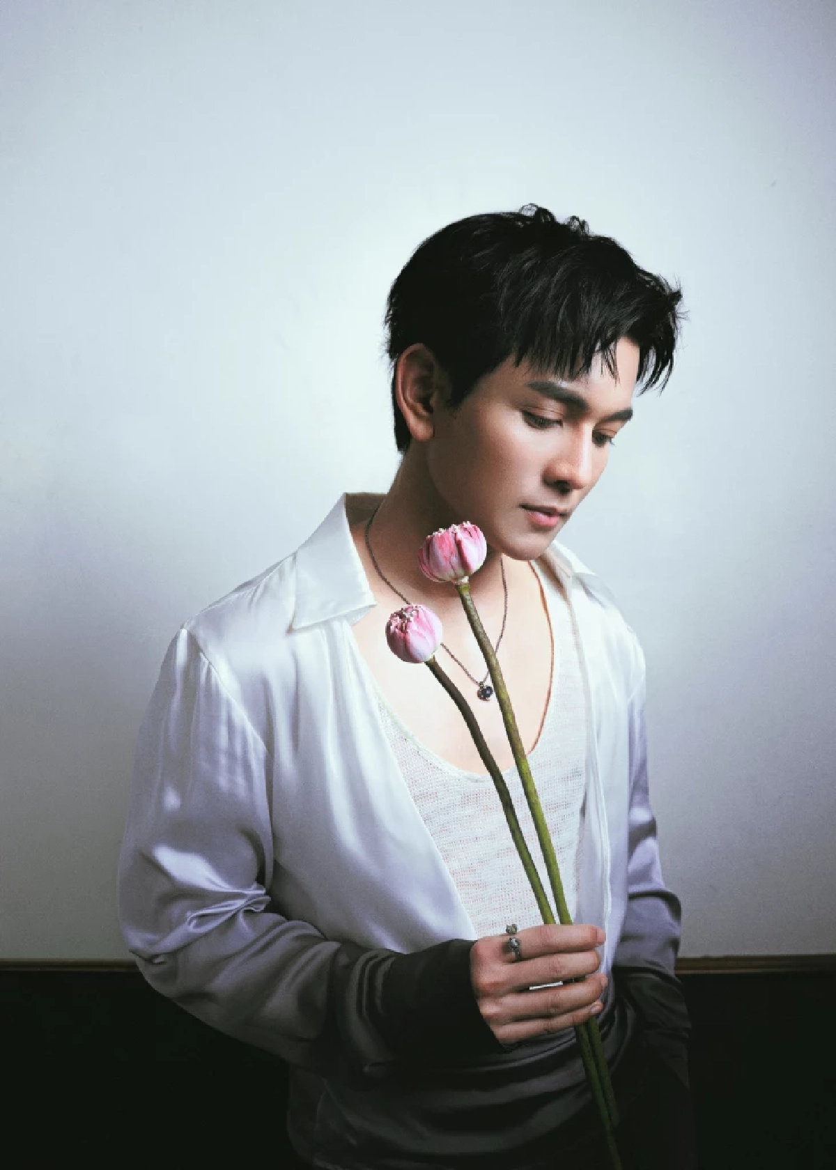 เพลงประกอบซีรีส์ที่ถ่ายทอดอารมณ์ลึก จากภาพฝันเลือนรางสู่คำมั่นรักแท้