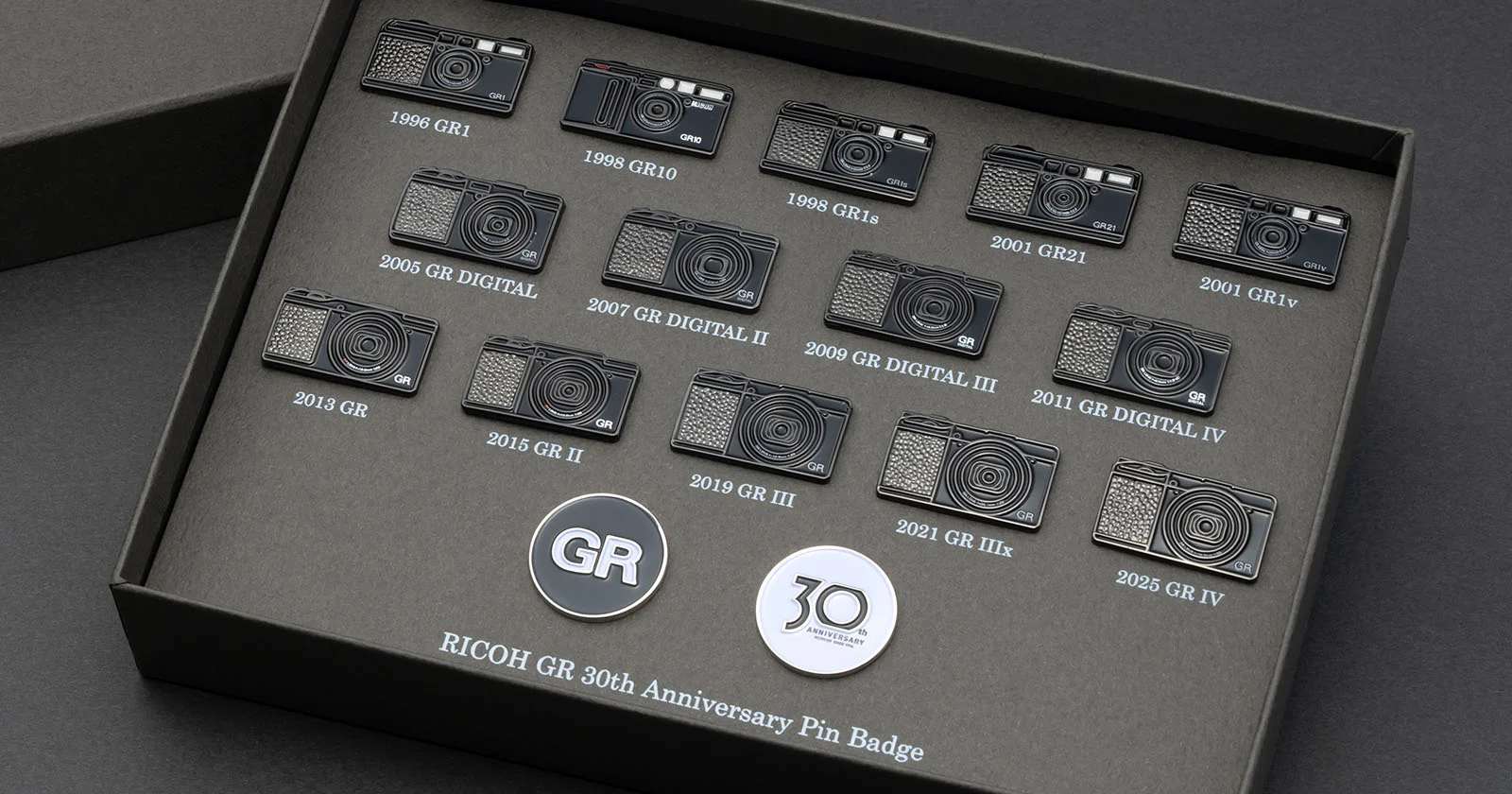 Ricoh GR IV 30th Anniversary Edition กล้องคอมแพกต์ลิมิตที่นักสะสมรอคอย