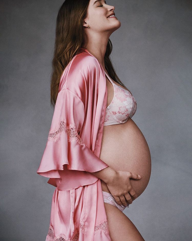 รีเทิร์นรันเวย์ Victoria's Secret แฟชั่นโชว์กับยุทธศาสตร์สร้างภาพลักษณ์ใหม่