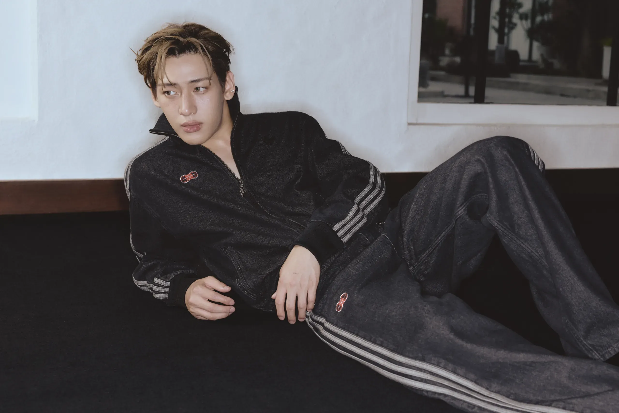 ถอดรหัสสัญลักษณ์ดวงตาคริสตัลใน BamBam EYES ON ME กับบทใหม่ของ adidas Originals collaboration