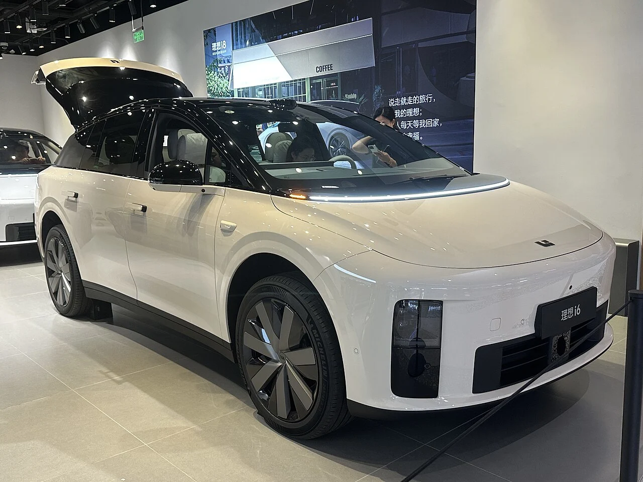 Li Auto i6 และ L9 Livis ยุคชิป AI กับระยะทางไกลที่กำลังจะมาถึง
