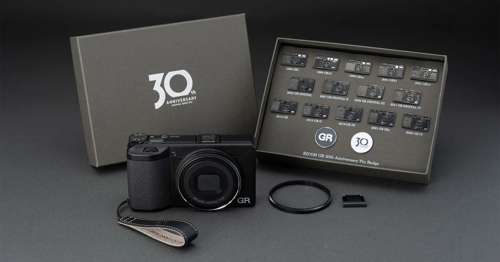 Ricoh GR IV 30th Anniversary Edition กล้องคอมแพกต์ลิมิตที่นักสะสมรอคอย