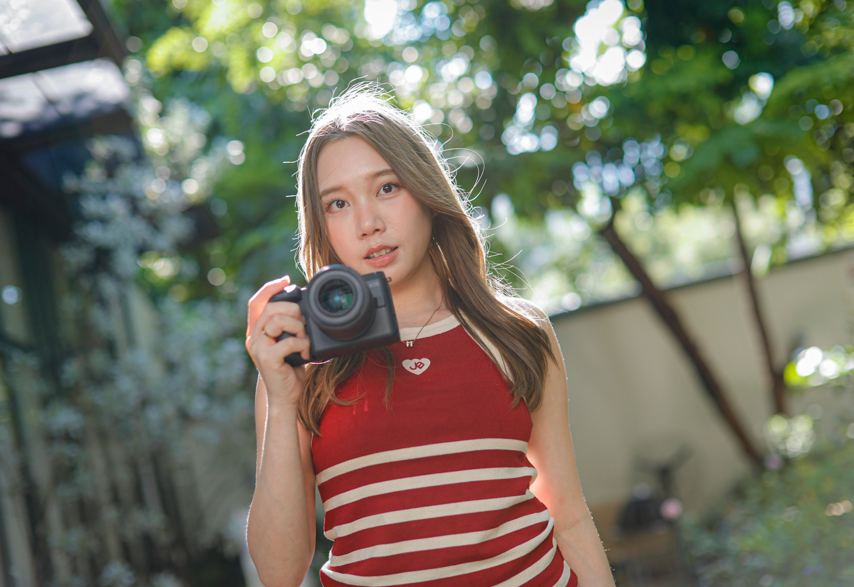 รีวิว Canon EOS R8 Mark II กล้องมิเรอร์เลส Full-frame สายคอนเทนต์งบจำกัดคุ้มไหม