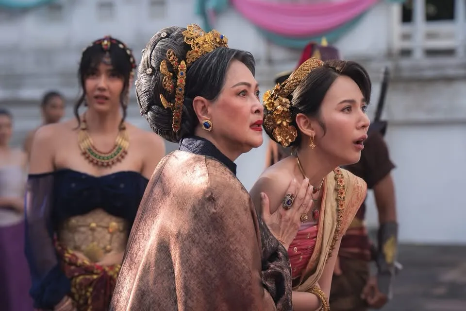 Empress of Flames เมื่อเพลิงพระนาง Netflix กล้าทดลองกับตำนาน