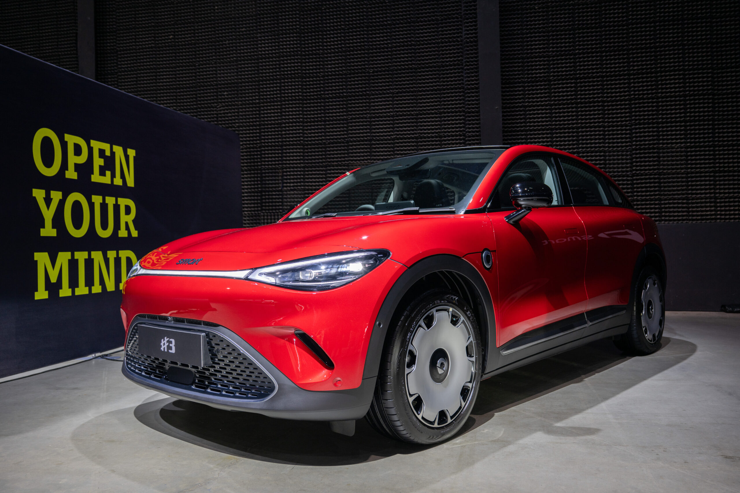 สามรุ่นใหม่ Smart EV บุกตลาดพรีเมียม ชนตรงกลุ่มราคารถไฟฟ้า 1.4 ล้าน