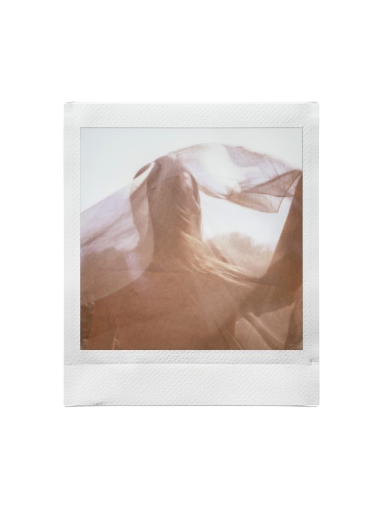 Instax Square 2 กล้องอินสแตนท์ที่พาความทรงจำกลับมาอยู่ในมือ